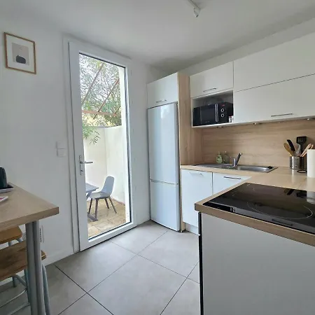 Le B & W - Parking - Terrasse - Wifi - Spacieux Penzion Le Mans