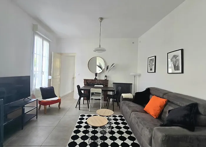 Le B & W - Parking - Terrasse - Wifi - Spacieux Le Mans