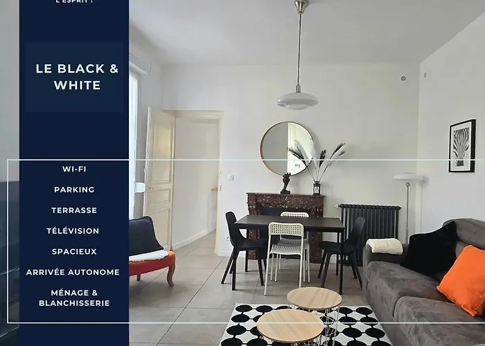 Le B & W - Parking - Terrasse - Wifi - Spacieux Penzion 3*